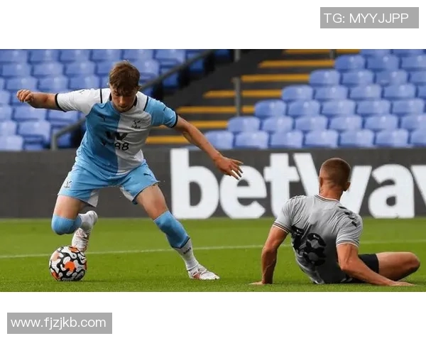 深足与上足对决赛后分析团队配合与战术执行的深度探讨 深足与上足对决赛后分析团队配合与战术执行的深度探讨